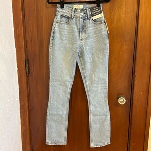 Abercrombie curve love slim straight jeans